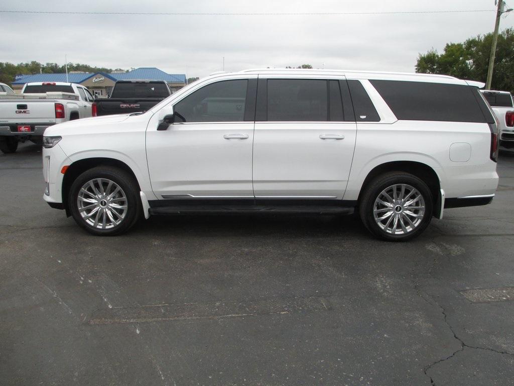 used 2022 Cadillac Escalade ESV car, priced at $56,995
