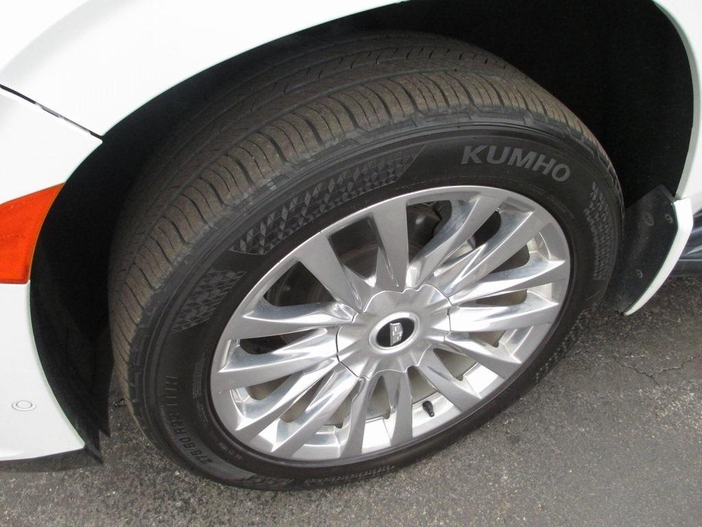 used 2022 Cadillac Escalade ESV car, priced at $56,995