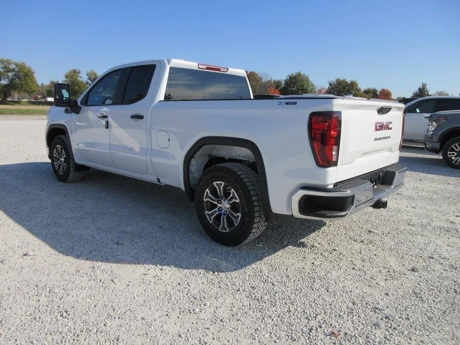 new 2025 GMC Sierra 1500 car, priced at $47,136