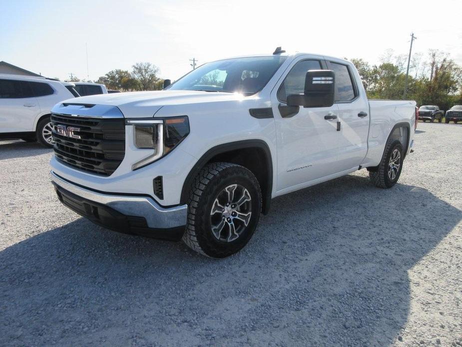 new 2025 GMC Sierra 1500 car, priced at $47,136