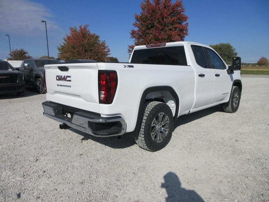 new 2025 GMC Sierra 1500 car, priced at $47,136