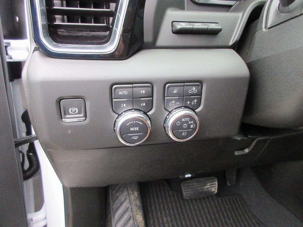 new 2025 GMC Sierra 3500 car, priced at $98,552