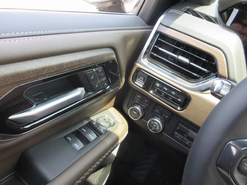 new 2025 GMC Yukon car, priced at $105,085