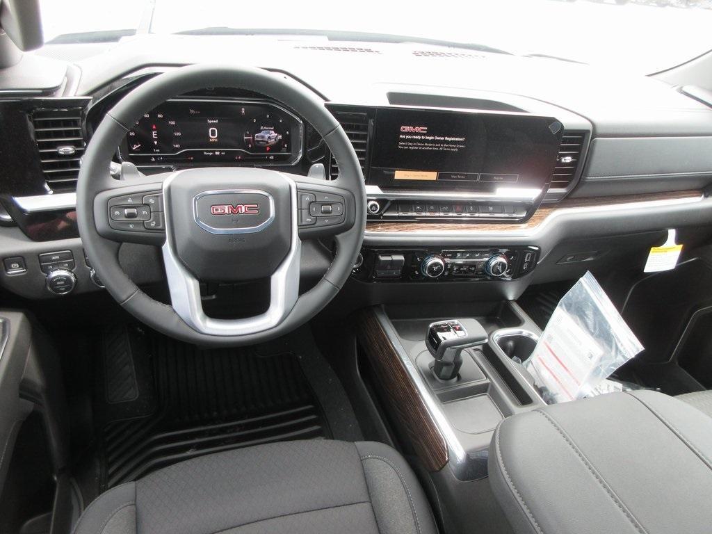new 2025 GMC Sierra 1500 car