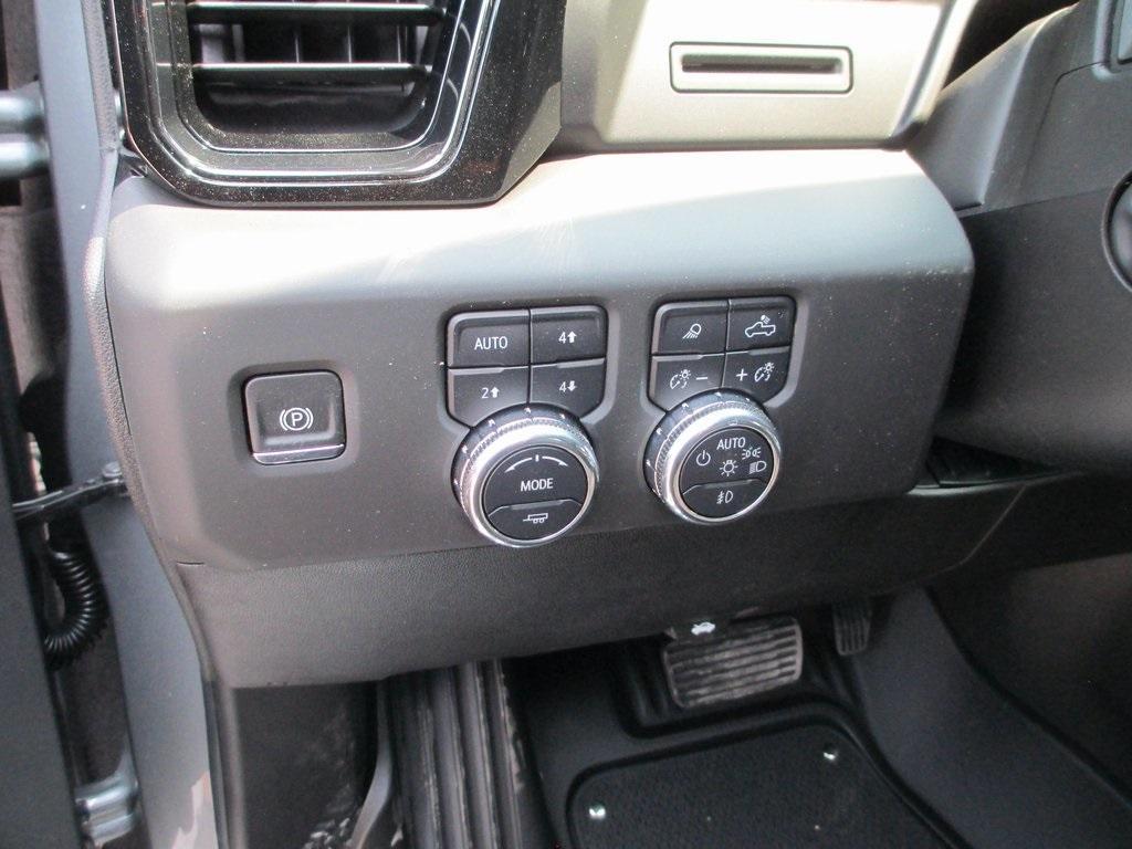 new 2025 GMC Sierra 1500 car, priced at $64,137