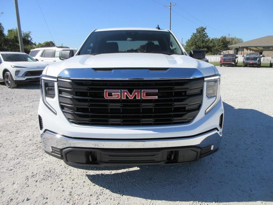 new 2025 GMC Sierra 1500 car, priced at $45,812