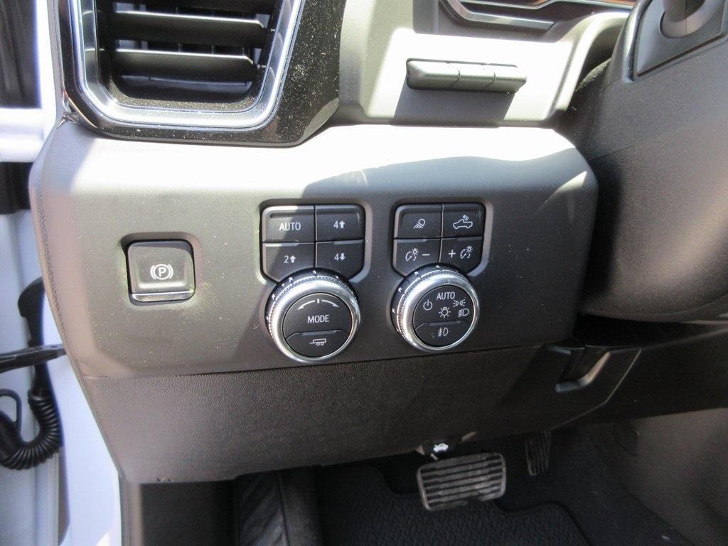 new 2025 GMC Sierra 3500 car, priced at $88,236