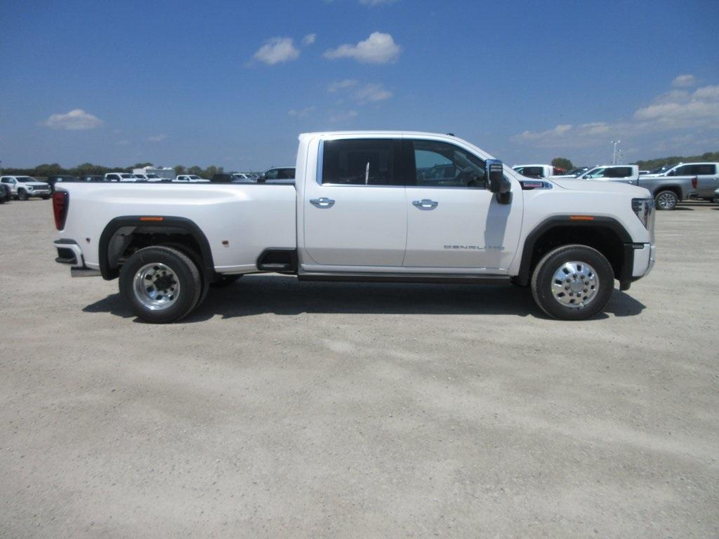 new 2025 GMC Sierra 3500 car, priced at $88,236