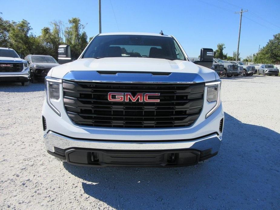 new 2025 GMC Sierra 1500 car, priced at $47,136