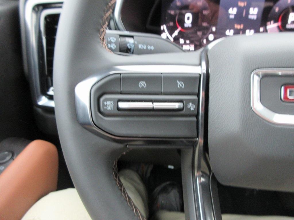 new 2025 GMC Canyon car, priced at $45,691