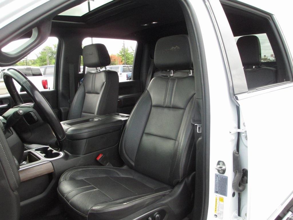 used 2022 Chevrolet Silverado 2500 car, priced at $51,995