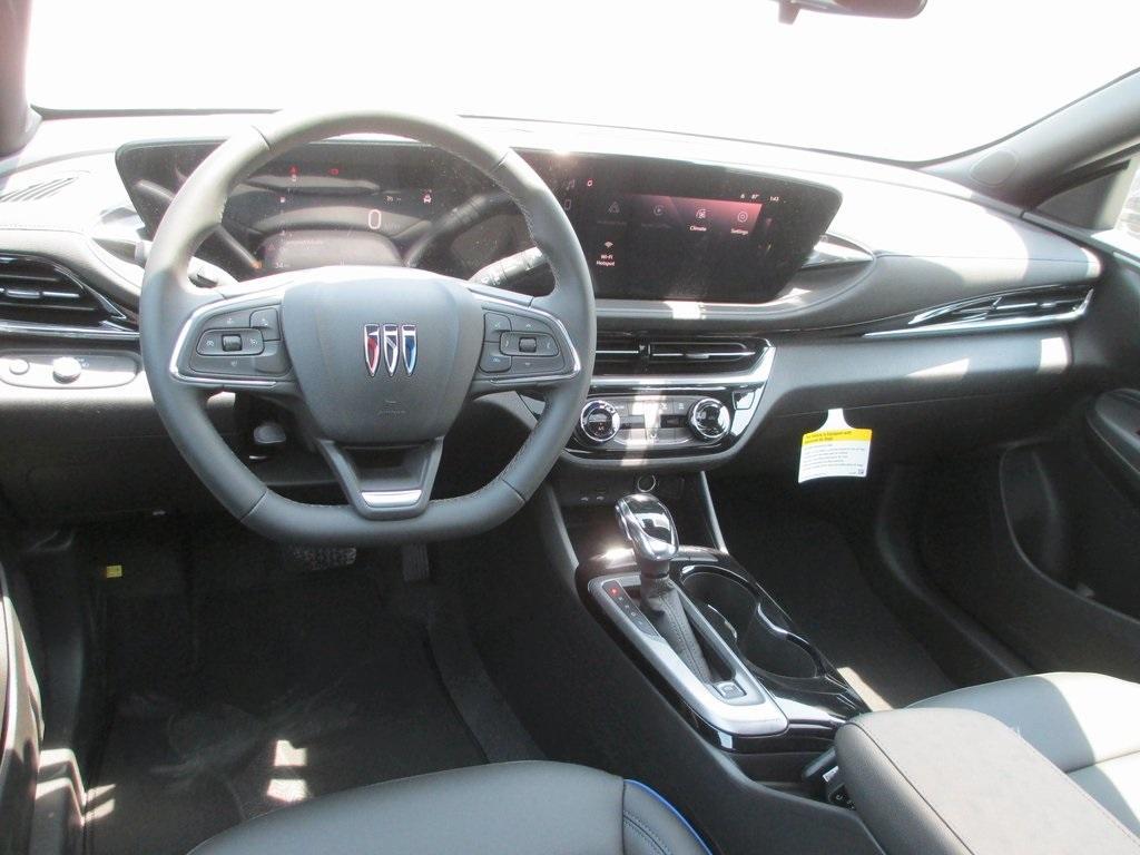 new 2025 Buick Envista car, priced at $26,539