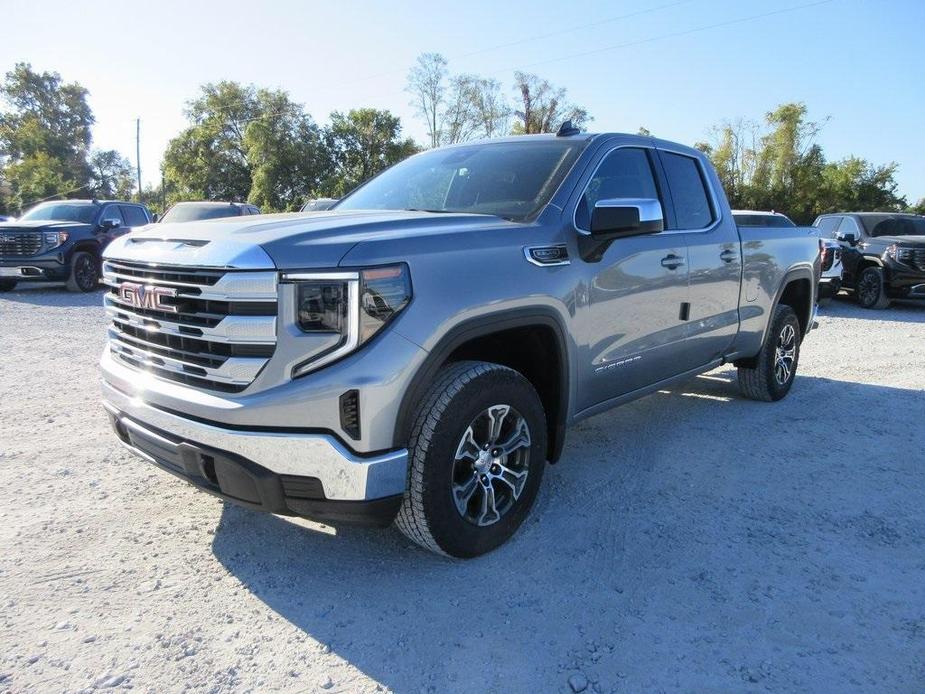 new 2025 GMC Sierra 1500 car, priced at $51,076