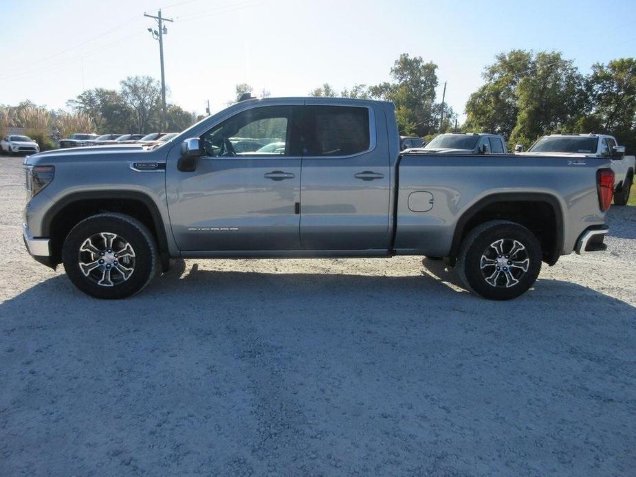 new 2025 GMC Sierra 1500 car, priced at $51,076