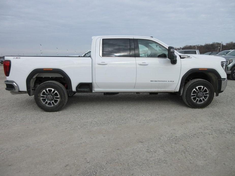 new 2025 GMC Sierra 2500 car, priced at $58,880