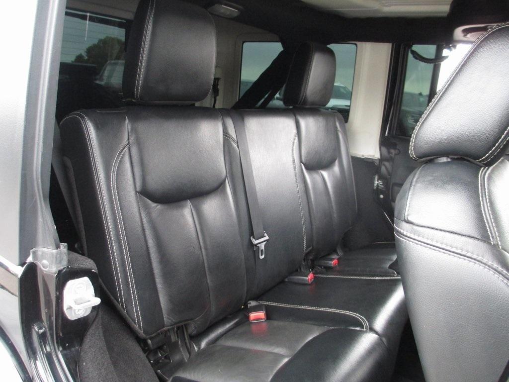 used 2014 Jeep Wrangler Unlimited car, priced at $18,495