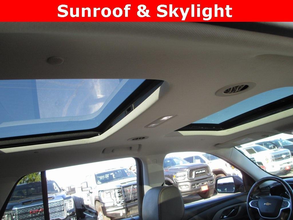 used 2021 Chevrolet Traverse car, priced at $19,995