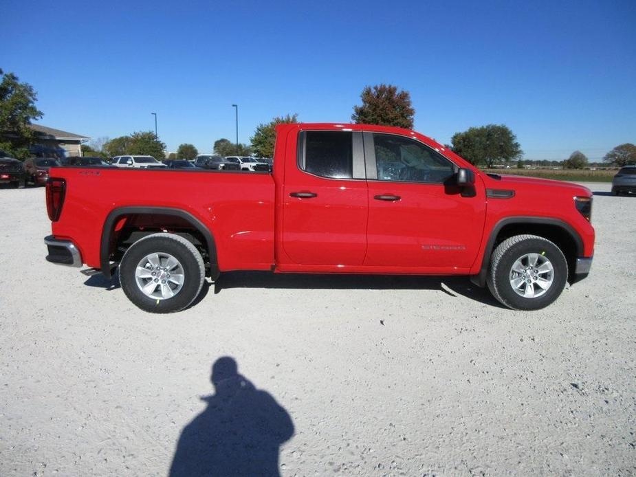 new 2025 GMC Sierra 1500 car, priced at $46,250