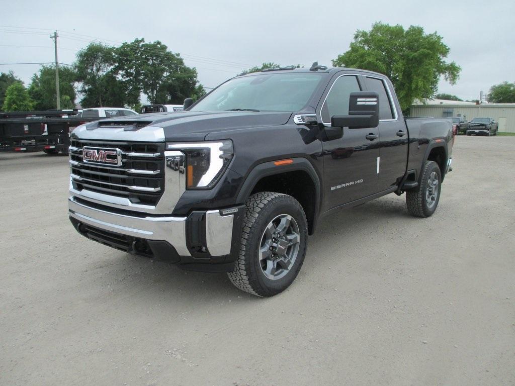 new 2025 GMC Sierra 2500 car, priced at $57,533