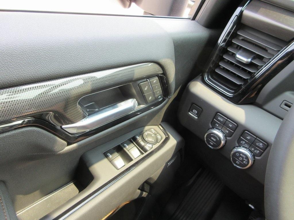 new 2025 GMC Sierra 2500 car, priced at $68,178