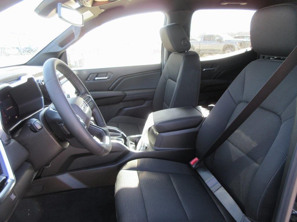new 2025 GMC Canyon car, priced at $43,772