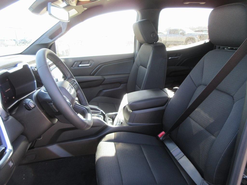 new 2025 GMC Canyon car, priced at $43,772