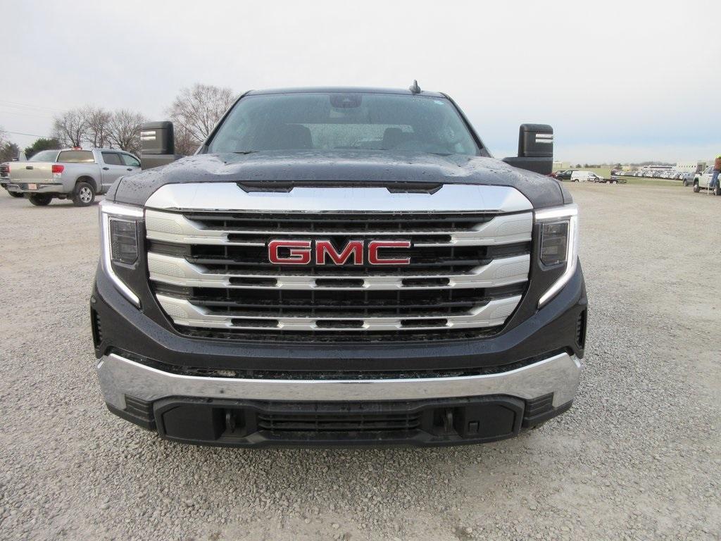 new 2025 GMC Sierra 1500 car, priced at $54,264