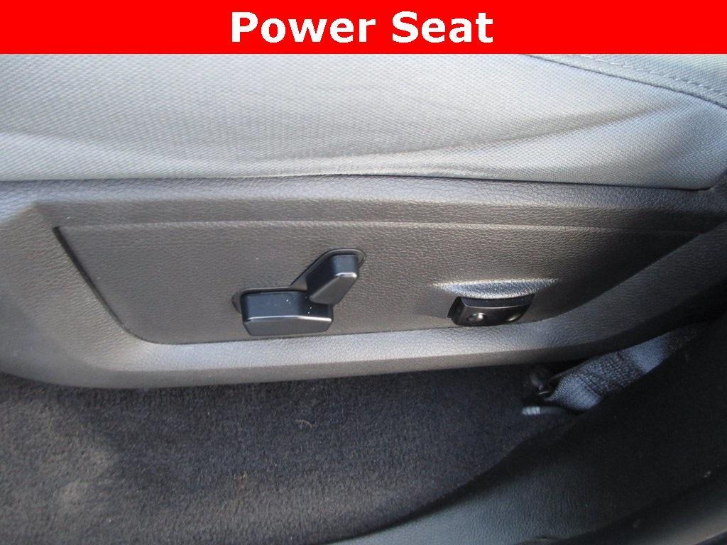 used 2019 Ram 1500 Classic car, priced at $26,995