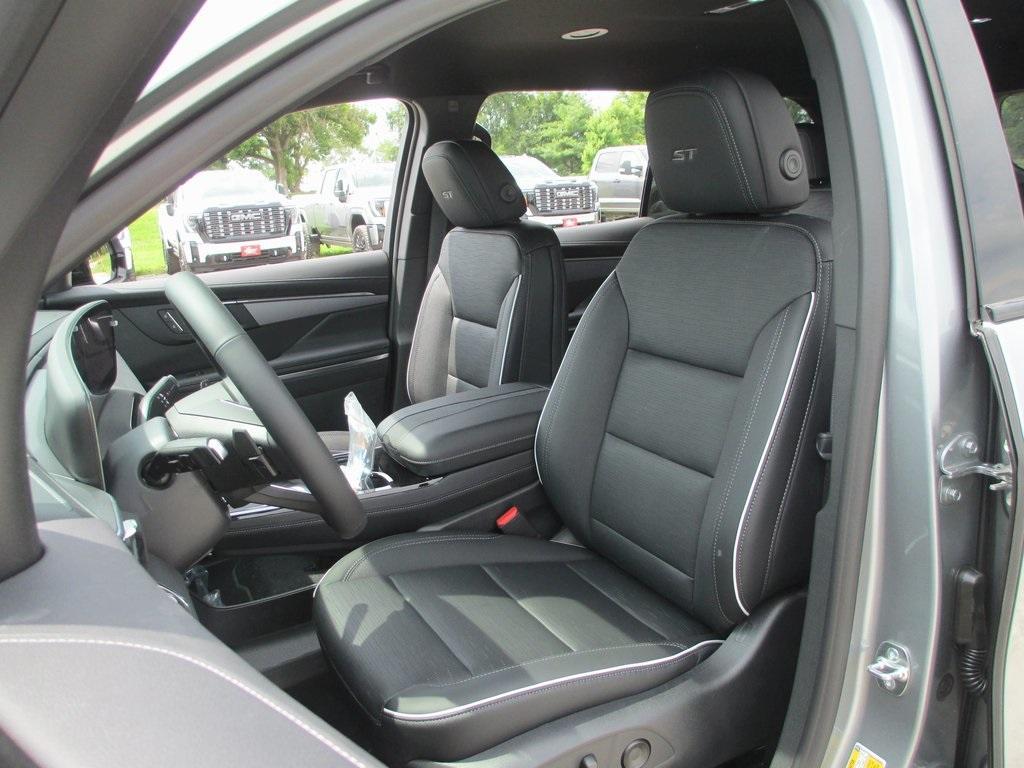 new 2026 Buick Enclave car, priced at $47,831