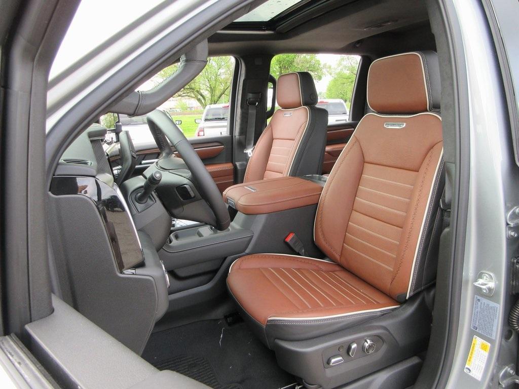 new 2025 GMC Sierra 2500 car, priced at $91,008