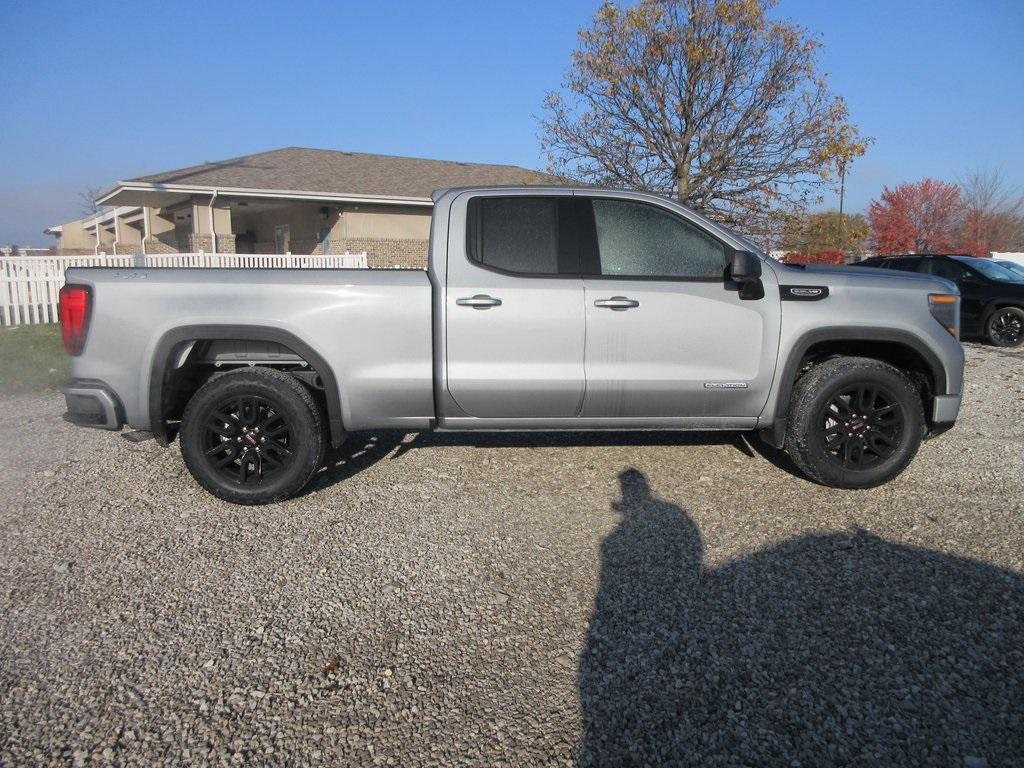 new 2025 GMC Sierra 1500 car, priced at $50,246