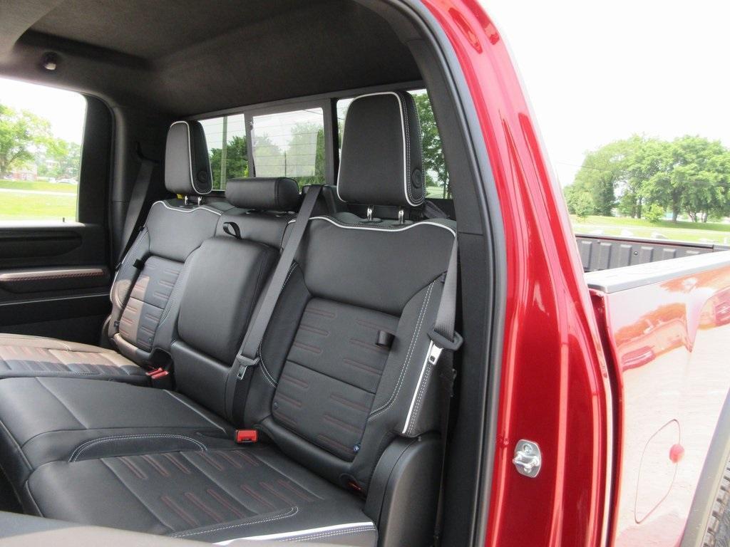 new 2025 GMC Sierra 2500 car, priced at $100,874