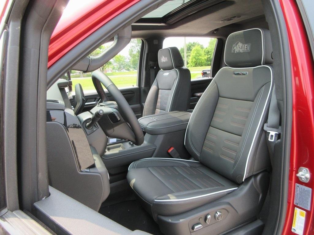 new 2025 GMC Sierra 2500 car, priced at $100,874