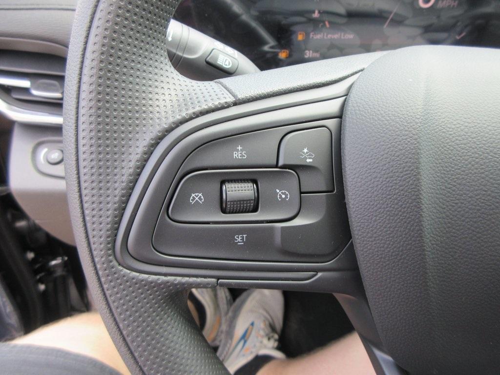 new 2025 Buick Envista car, priced at $24,752