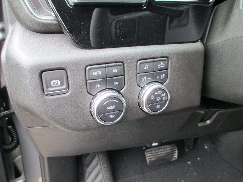new 2025 GMC Sierra 3500 car, priced at $76,046