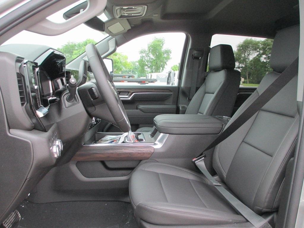 new 2025 GMC Sierra 3500 car, priced at $76,046