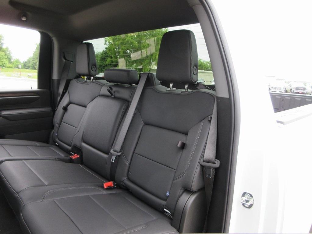 new 2025 GMC Sierra 2500 car, priced at $65,043