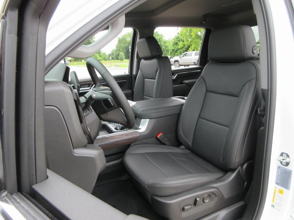 new 2025 GMC Sierra 2500 car, priced at $65,043