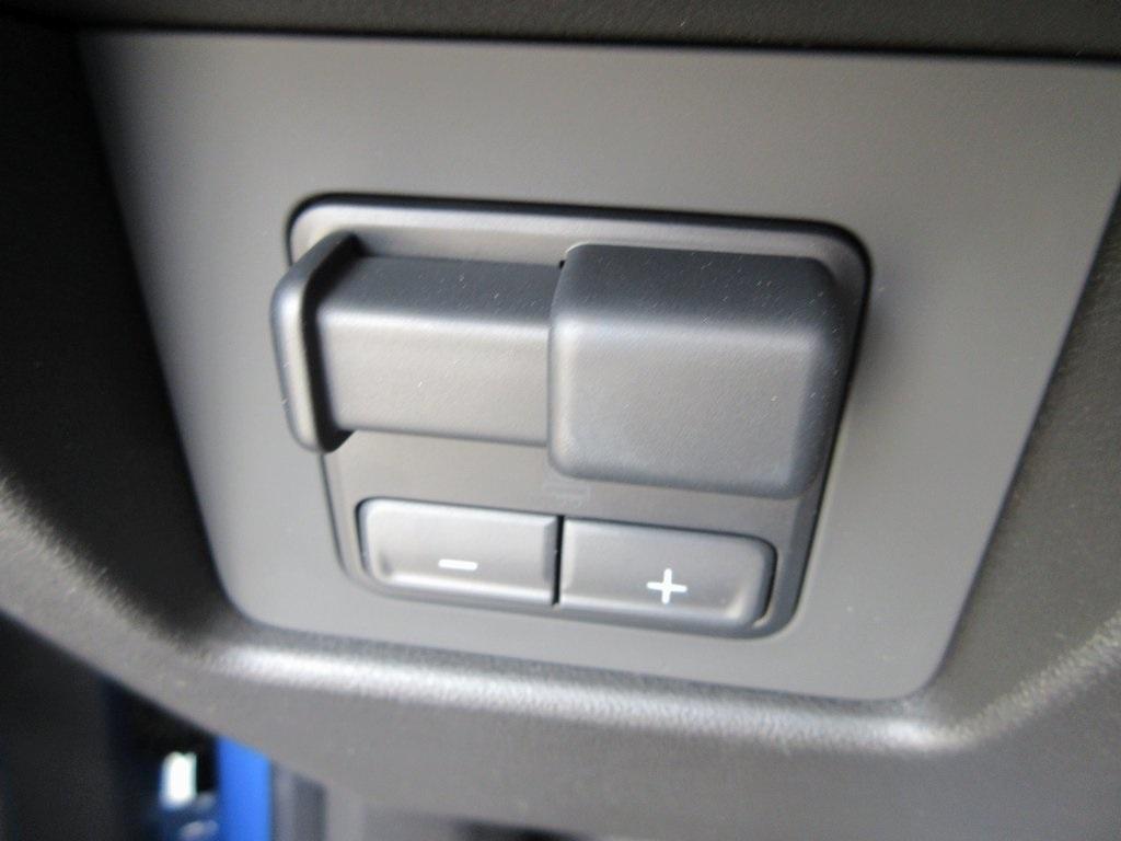 new 2025 GMC Canyon car, priced at $43,772