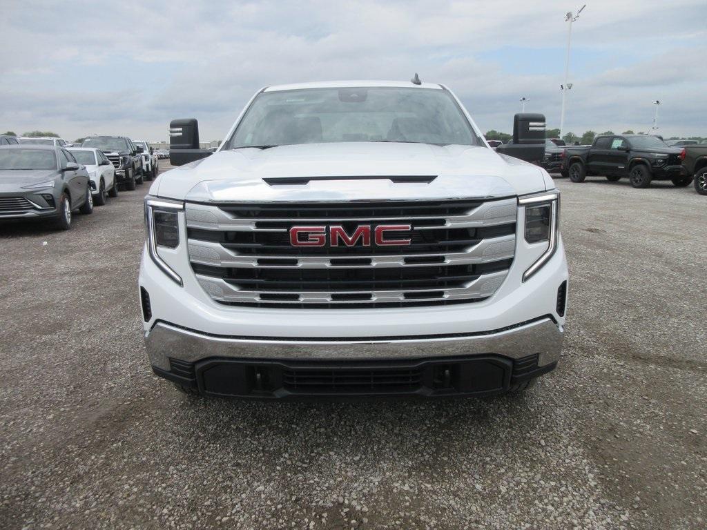 new 2025 GMC Sierra 1500 car, priced at $52,074