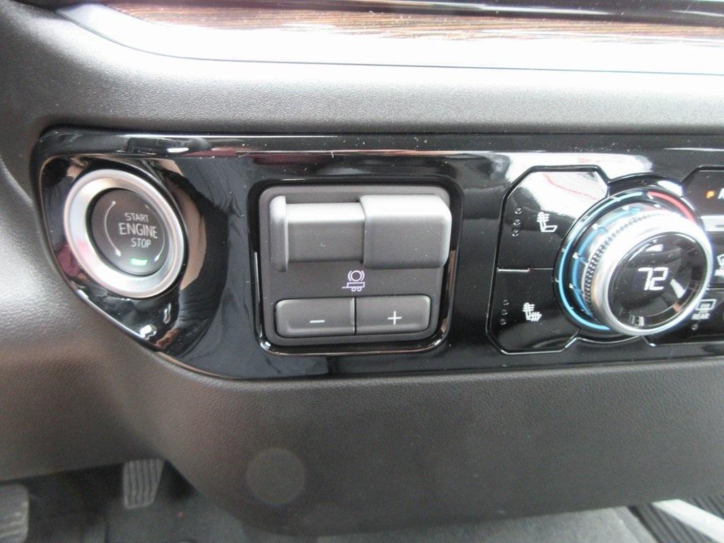 new 2025 GMC Sierra 1500 car, priced at $52,074