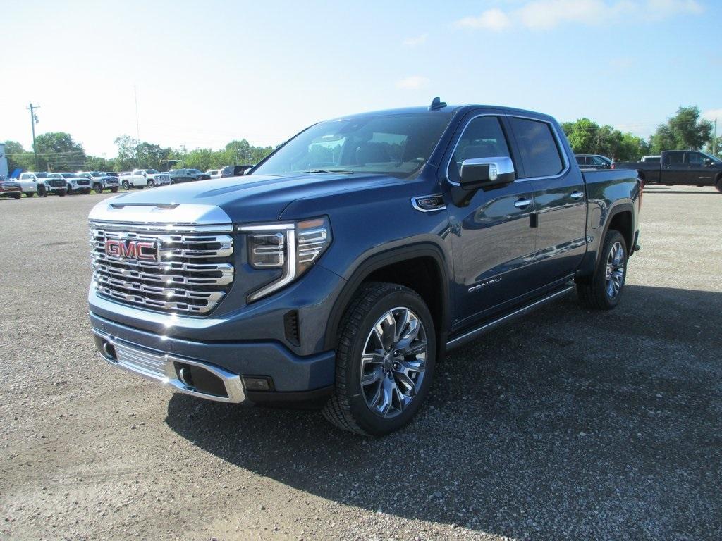 new 2025 GMC Sierra 1500 car, priced at $70,601