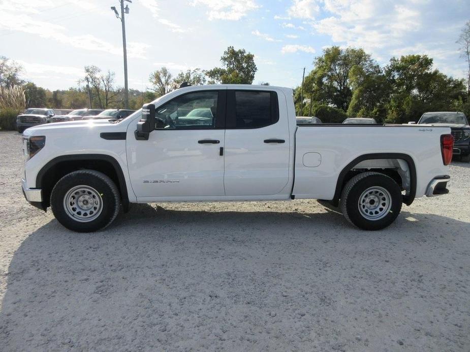 new 2025 GMC Sierra 1500 car, priced at $45,180