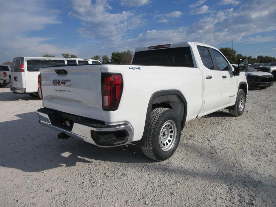 new 2025 GMC Sierra 1500 car, priced at $45,180