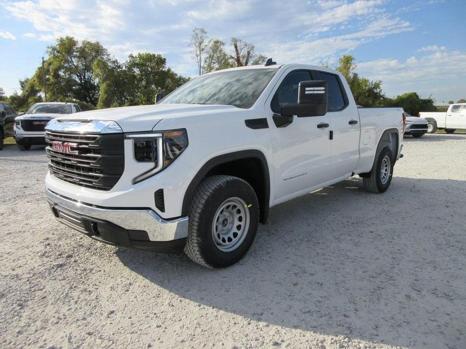 new 2025 GMC Sierra 1500 car, priced at $45,180