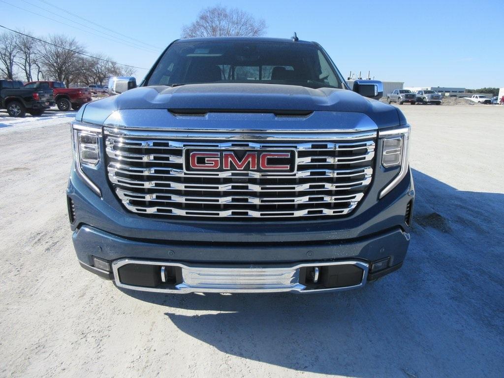 new 2025 GMC Sierra 1500 car, priced at $66,212