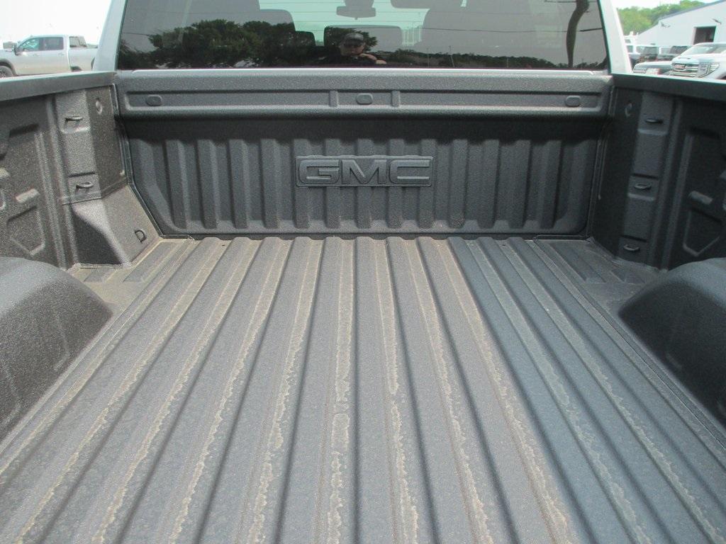 new 2025 GMC Sierra 1500 car, priced at $55,620