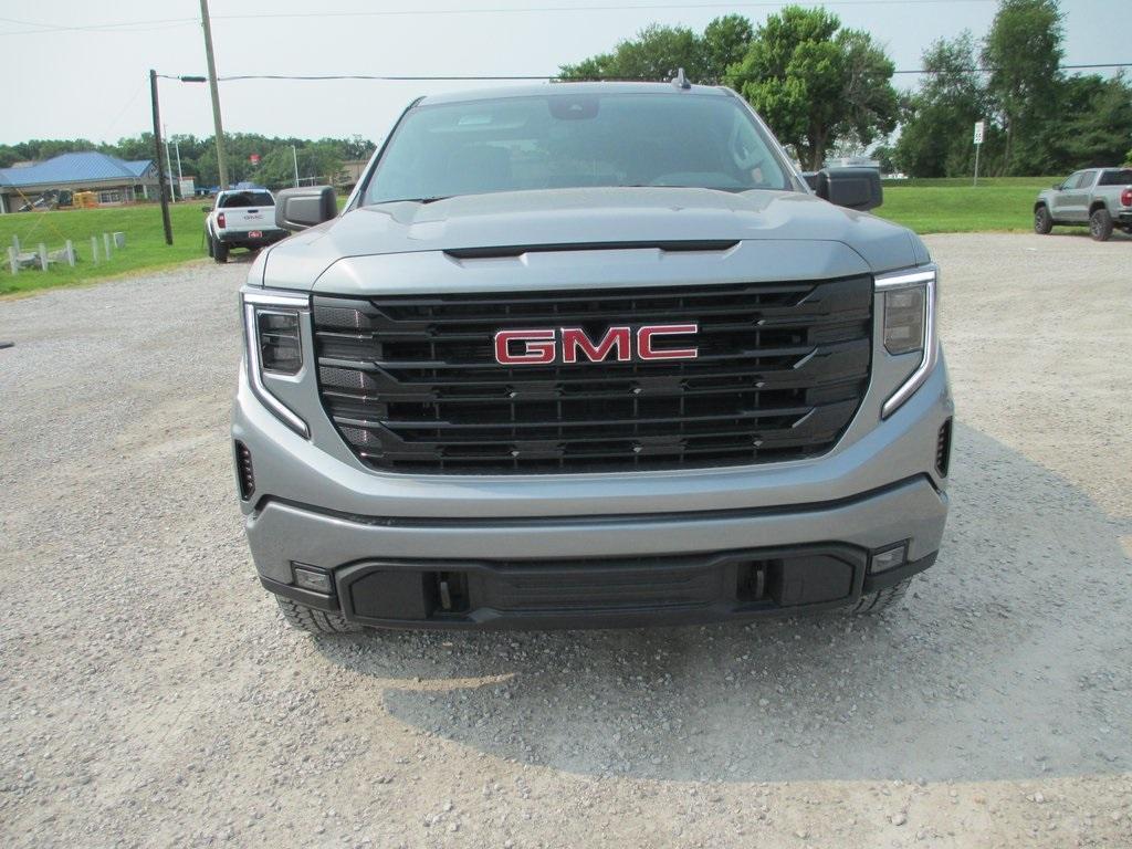 new 2025 GMC Sierra 1500 car, priced at $55,620