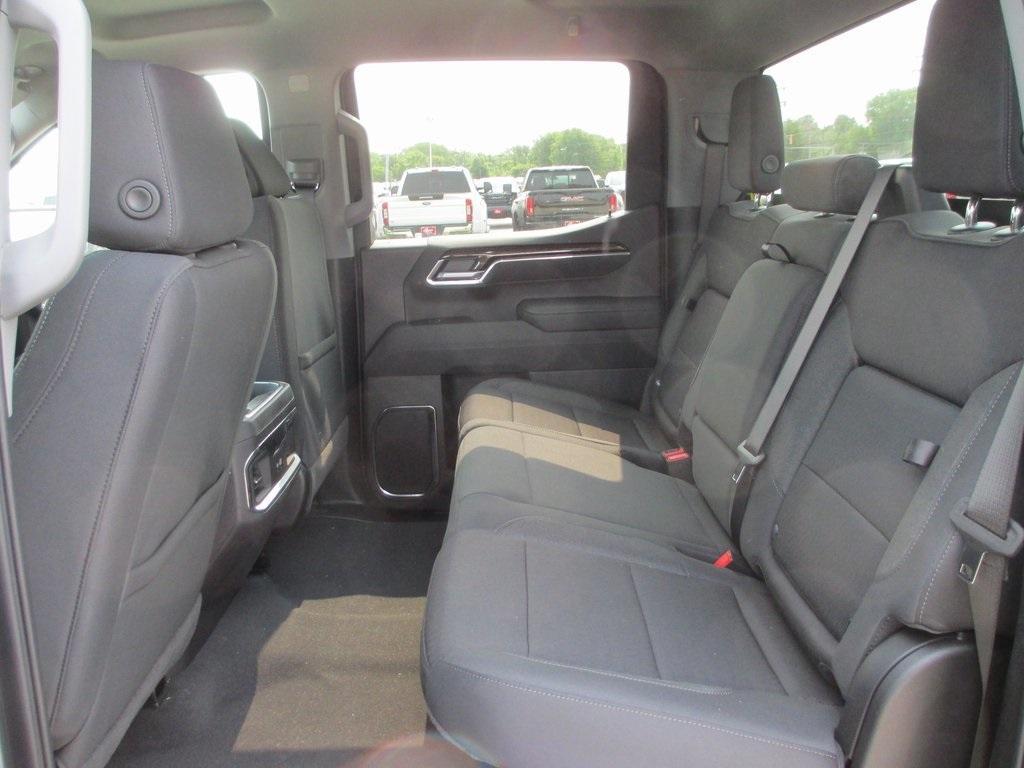 new 2025 GMC Sierra 1500 car, priced at $55,620