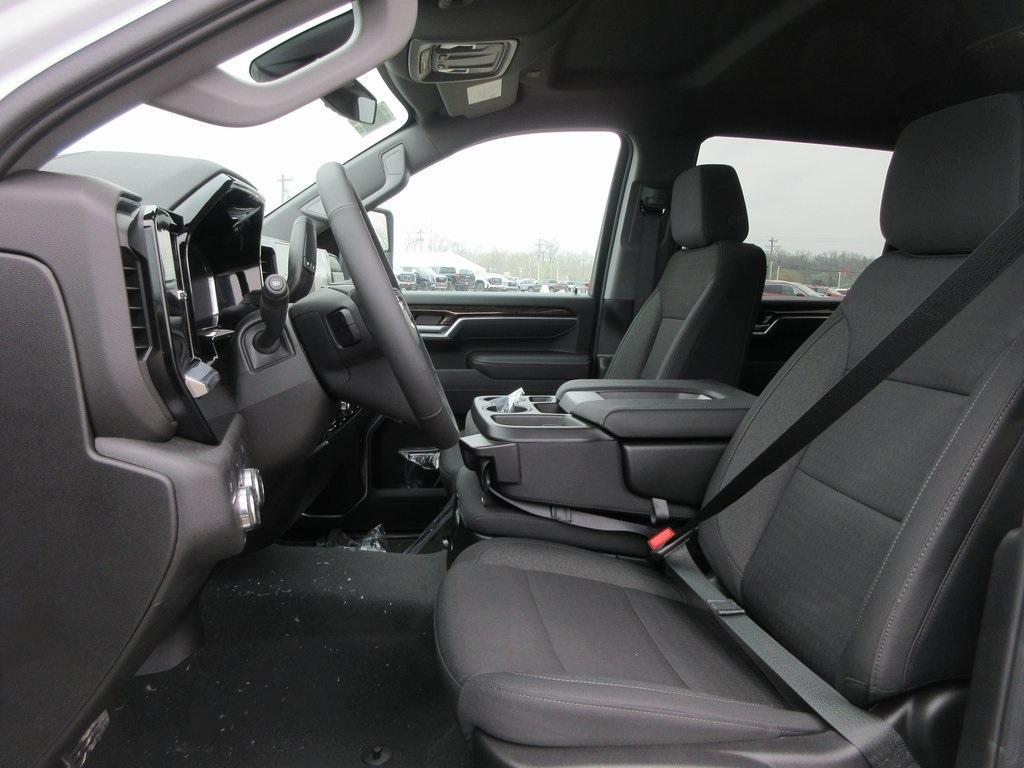 new 2025 GMC Sierra 3500 car, priced at $59,179